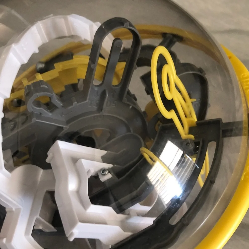 3D Maze Puzzle Dome Perplexus Rookie - Yellow & Gray